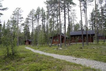 Фото номера Коттедж с сауной и спальней (для 2 взрослых) Дома для отпуска Hotel Jeris Log Cabins г. Муонио 5